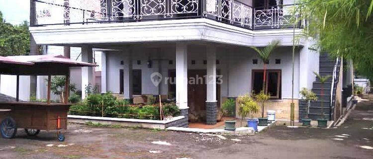 Rumah Bekas Kos Besar dan Strategis Pinggir Jalan Raya Jatinangor 1