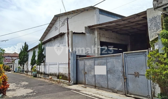 Gudang Luas Tengah Kota di Ontoseno Polehan Malang 1