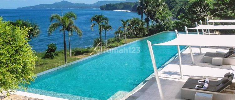 Stunning Freehold Cliff Beach Front Villa on the East coast of Bali in Seraya Karangasem Bali 1