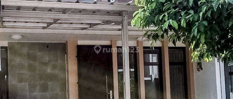 BEST OFFER NICE HOUSE SEMI FURNISH WITH SWIMMING POOL IN CLUSTER 1