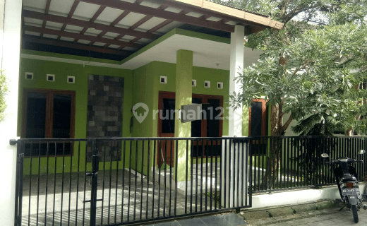 Rumah Bagus Nyaman. Gentan Sukoharjo 1