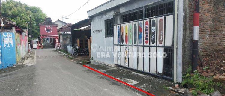 Rumah siap Huni Strategis Nusukan Solo 1