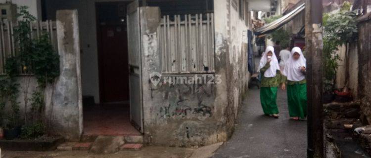 RUMAH DIBAWAH NJOP DI GANG GUNUNG SAHARI JAKARTA PUSAT 1