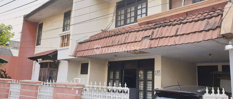 Rumah Harga Menarik di daerah TEBET! 1