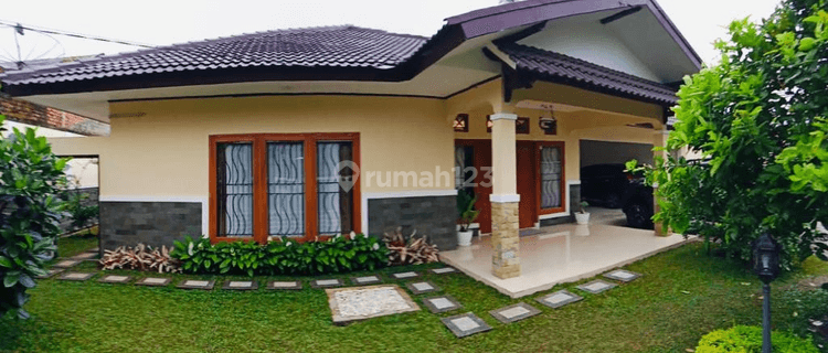 Rumah Lux Dan Luas Lokasi Strategis di Sukabumi 1