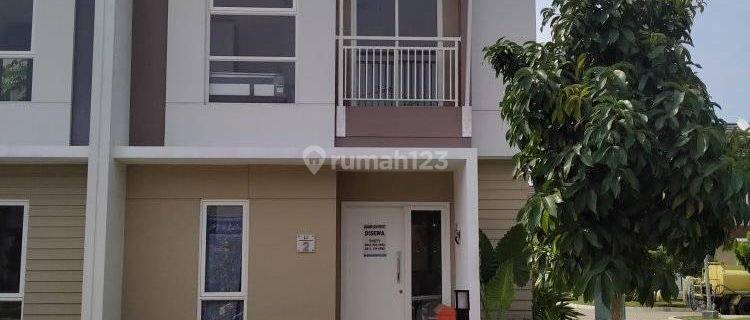 Disewakan Rumah 2 Lantai Full Furnish Cluster Advani Summarecon Emerald Karawang 1