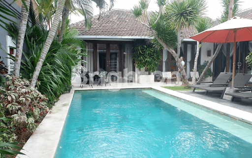 LUXURY VILLA, LUAS, ASRI, STRATEGIS, FURNISHED 1