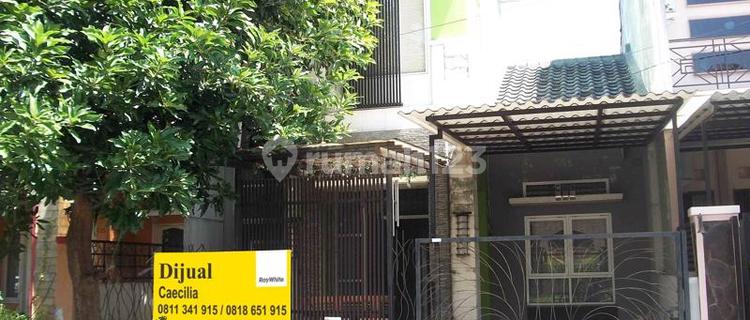 For Sale 2-Story House, Modern Minimalist, Nice Interior, Wide Front Road Row, Move-In Ready 1