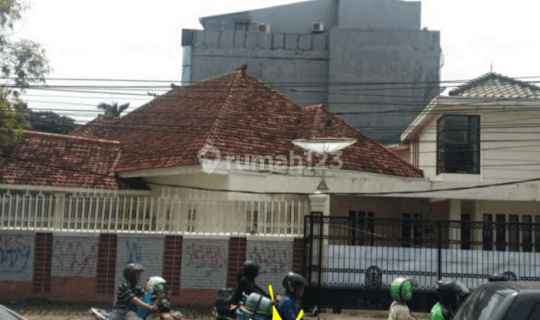 Rumah Tua Hitung Tanah Di Jln.proklamasi,menteng-Zona Campuran(c1) 1