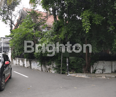 RUMAH MASIH DIHUNI DI TANAH TINGGI, JAKARTA PUSAT 1