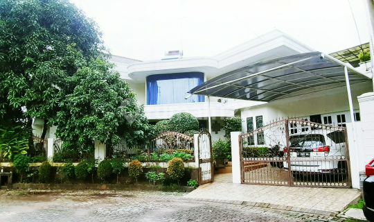 2-story house in Citra Garden2 with NJOP price in West Jakarta 1