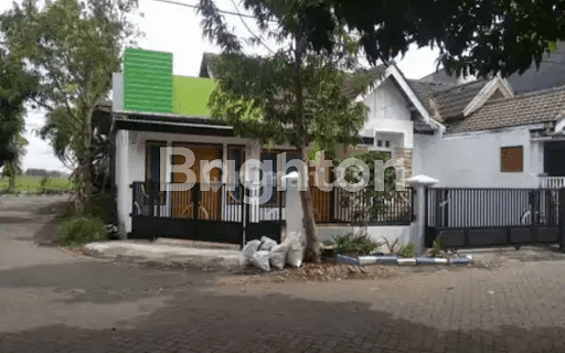 Rumah Hook Cantik Siap Huni, Perum Taman Puspa Sarirogo, Sukodono, Sidoarjo 1