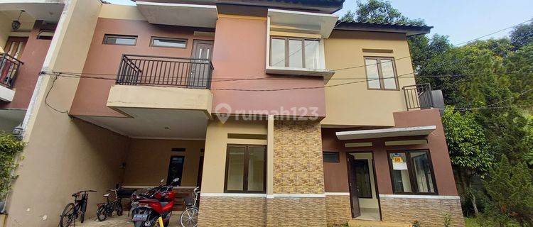 Rumah Minimalis Siap Huni Free Biaya2 di Dcrown,cireunde,tangsel 1