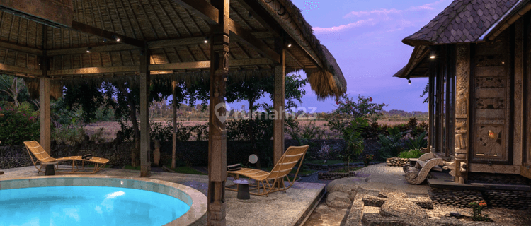 Walking distance to the beach villa with modern contemporary mixed with ethnic design 1