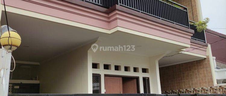 Rumah Kokoh 2 lantai di Jatimakmur Bekasi 1