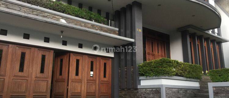 Hitung tanah !! rumah cantik Lux Dago Asri 1