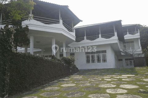 VILLA  semi furnished dan murah Puncak ( Colibah) 1