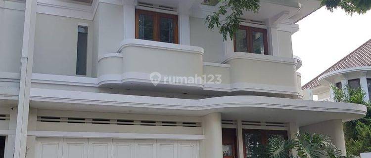 Rumah Cantik Asri 2 Lantai Langka di BTD KBP Bandung 1