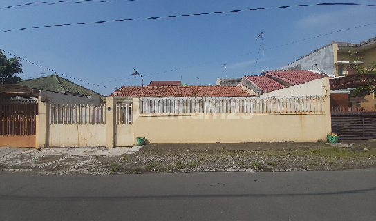 Land measurement house near Veteran Street, Solo. 1