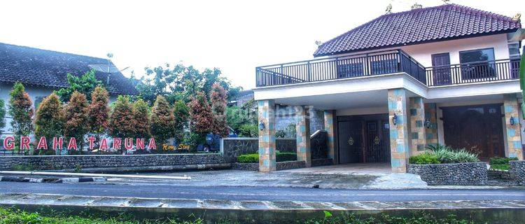 Rumah mewah 2 lantai full furnished di magelang kota cocok untuk homestay, mess atau hunian pribadi 1