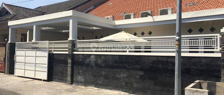 Rumah Darmo Baru Barat Harga Nego Kondisi Terawat Siap Huni  1