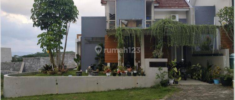 [TURUN HARGA!] Rumah Siap Huni Lokasi Perumahan Elit Cocok Untuk Hunian Suasan Nyaman 1