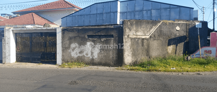 Rumah strategis di jebres solo, bisa untuk kantor dan ruang usaha.. 1