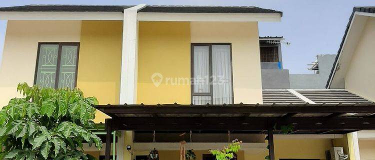 Rumah 2.5 Lantai Furnished Di Grand Batavia, Pasar Kemis 1