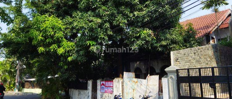 Rumah Hitung Tanah Jalan 2 Mobil di Tanah Tinggi Jakarta Pusat 1