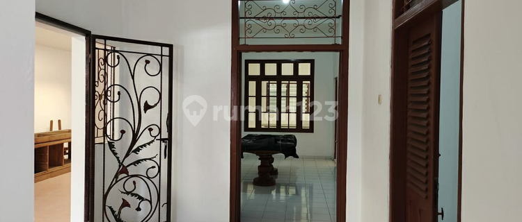 Rumah Siap Huni Di Jl Sompok Semarang 1