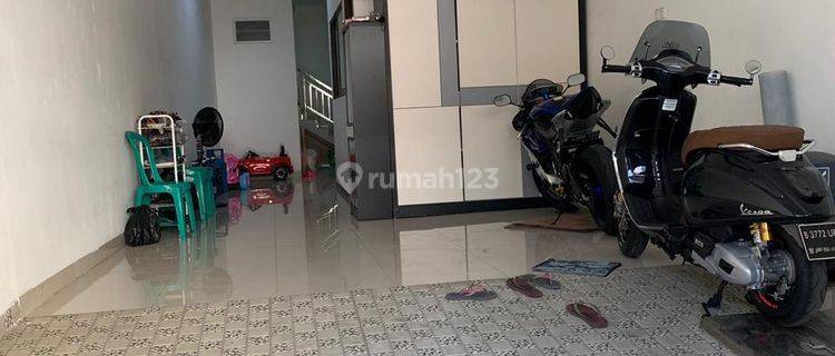 IP2361: Rumah Jelambar Kondisi Furnish dan Siap Huni 1