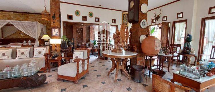 Best Deal Rumah Asri nuansa Bali, hoek, Kopo Permai Bandung 1