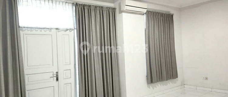 Permata Buana, Puri Indah 1