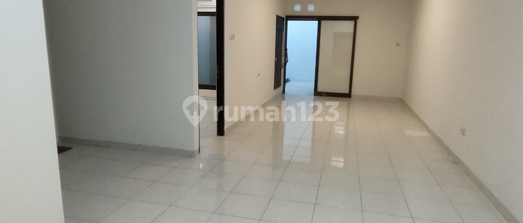 Rumah Strategis Tengah Kota Semarang Pusat Kota Dekat Kampus Usm Upgris Dekat Arteri Soekarno Hatta Dekat Simpang Lima Siap Huni Dijual Di Citarum Bugangan Semarang Timur 1