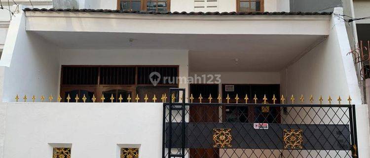 Sewa Rumah 2 Lantai di Tomang Jakarta Barat DI  1