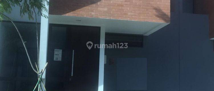 Rumah Modern Minimalis Fungsional & Compact Strategis Bintaro Jaya  1