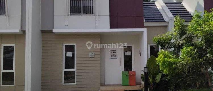 Disewakan Rumah 2 Lantai Cluster Advani Summarecon Emerald Karawang 1