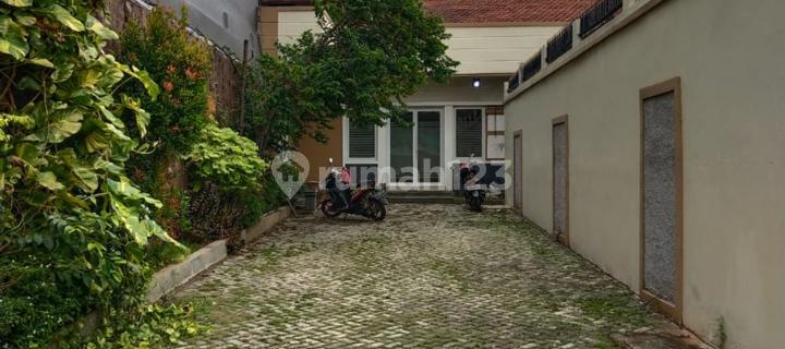 RUMAH EX KANTOR DI CIPINANG MUARA 1
