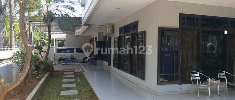 BUTUH CEPAT!! Rumah Hook Mewah Rapih dan Bersih di Sunter Bisma , Bisa Nego 1