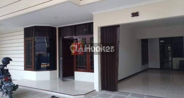 Rumah tengah kota jalan Pandanaran 1