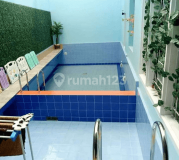 Rumah Cantik Modern 4 Lantai Ungaran Kota 1