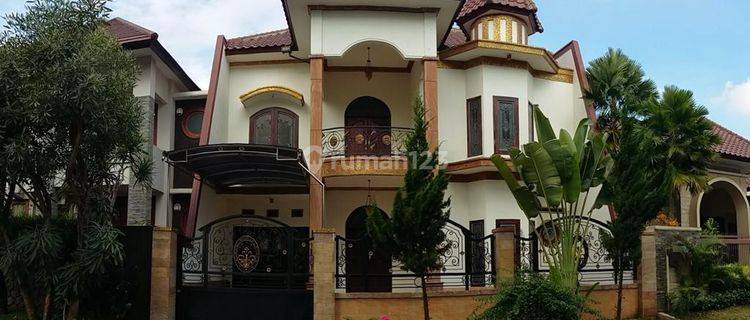 Rumah Klasik Modern Full Furnished Di Istana Dieng, Malang 1