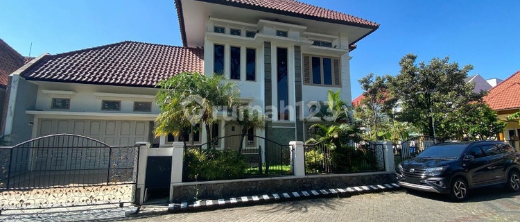 Luxury house in Permata Jingga Malang GMK00318 1