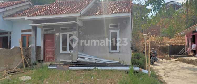 RUMAH JALAN KASTURI KUNINGAN 1