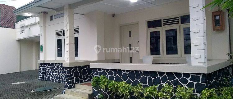 Jual Cepat Segera! Rumah Klasik Semi Modern Di Sayap Jalan Sunda Bandun 1