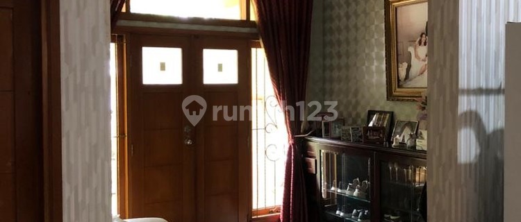 Beautiful House Kelapa Gading 11x20 1