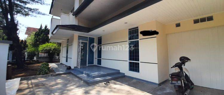 Rumah Pusat Kota Terawat Siap Huni Jln. Muara Bandung 1