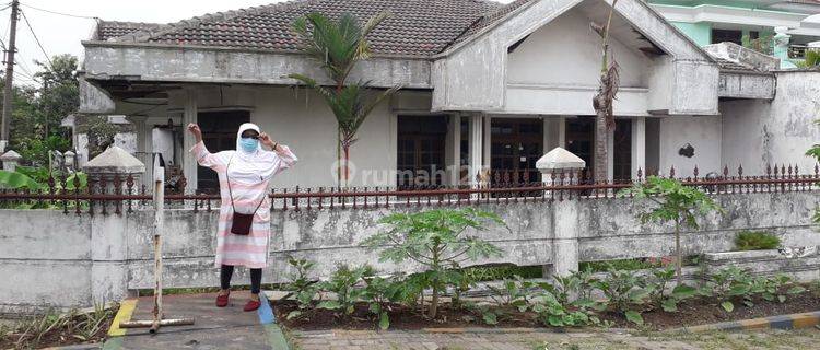 Rumah Hitung Tanah dilokasi Premium Kedung Baruk Surabaya dgn harga nego 1