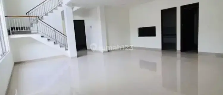 *Di jual Rumah Baru di Batununggal* 1