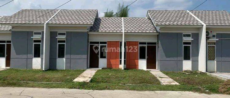 Rumah kpr bank tangerang murah strategis jalan utama 1